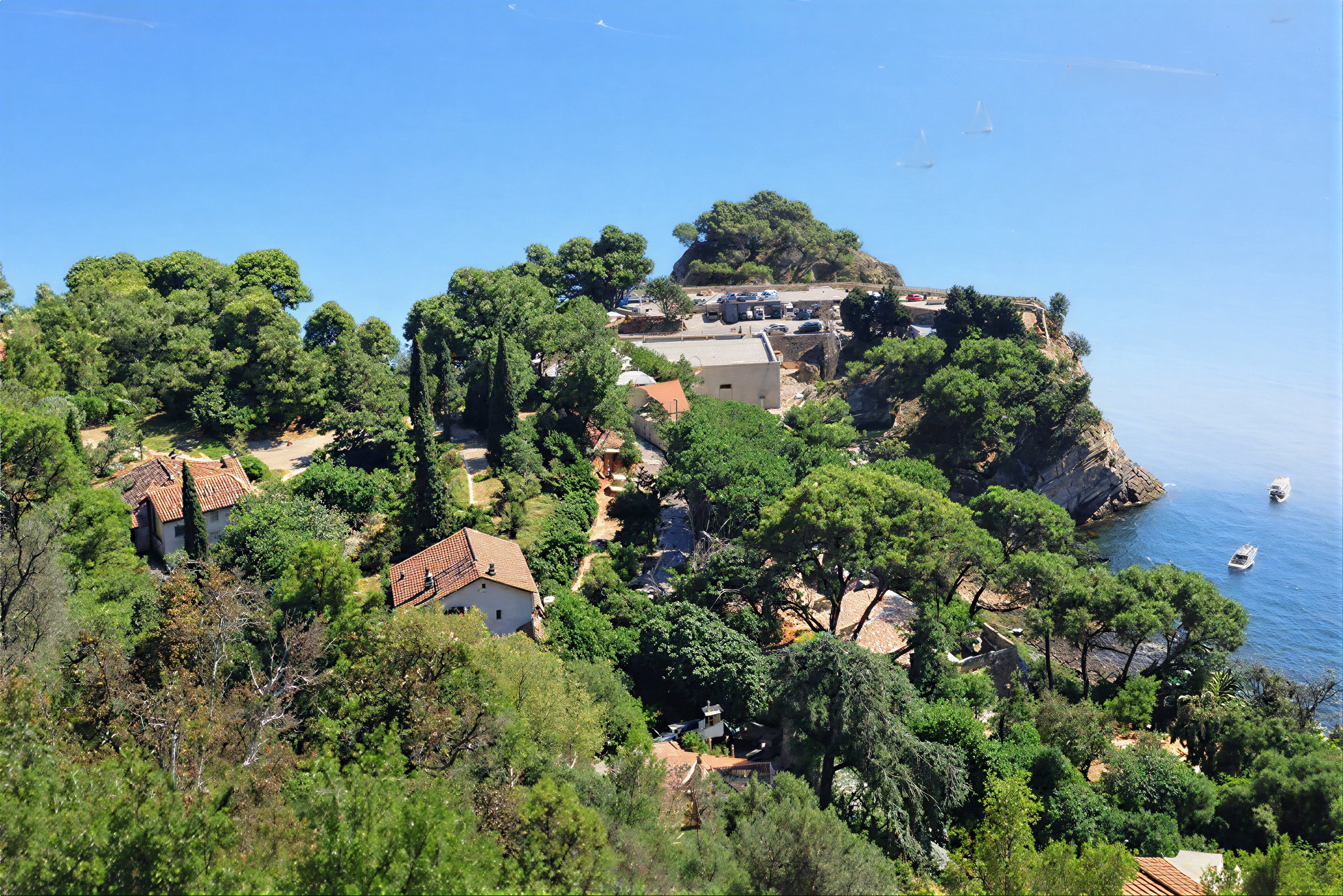 Corniche Toulon vue mer - villas prestige immobilier